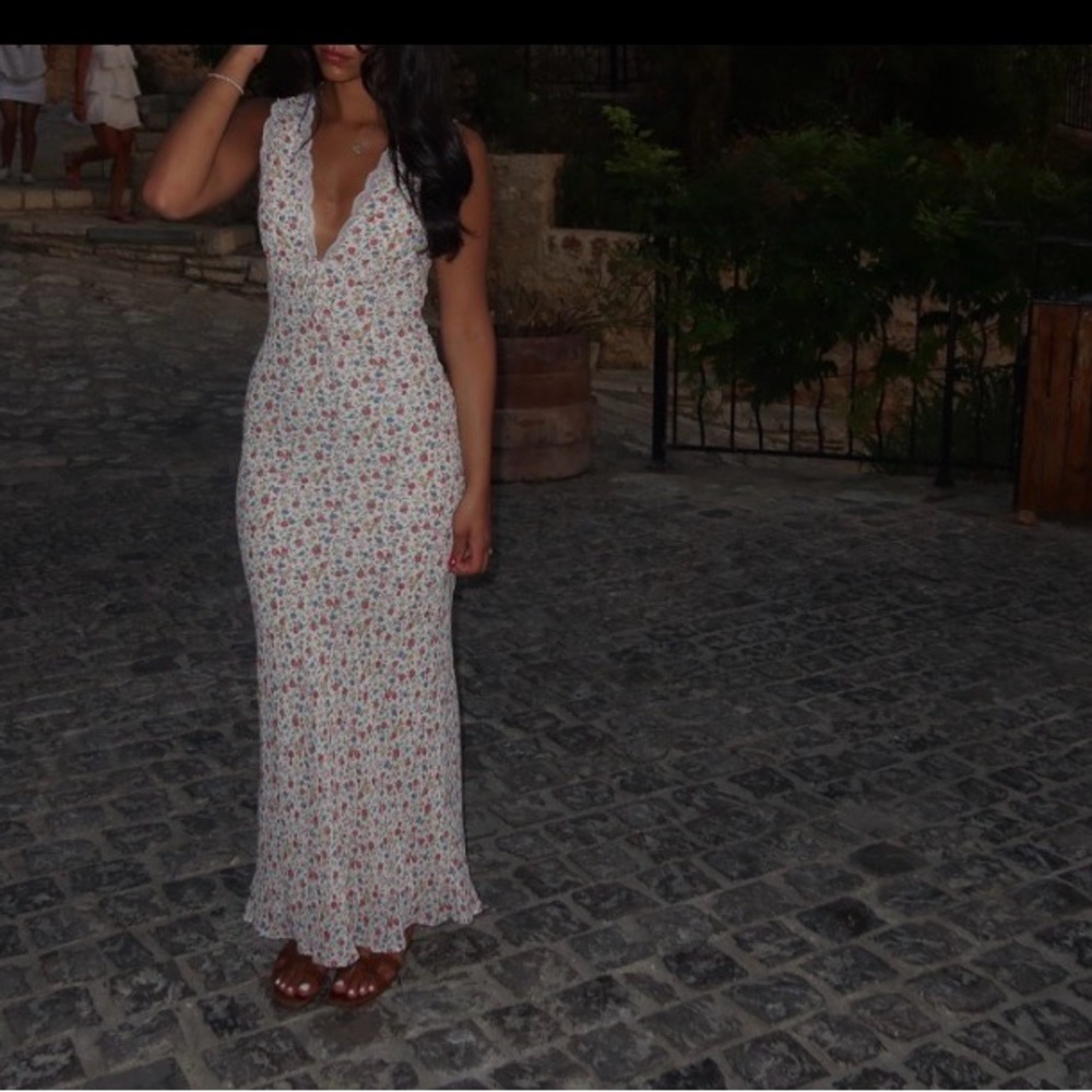 Reformation White Floral V-Neck Maxi Dress